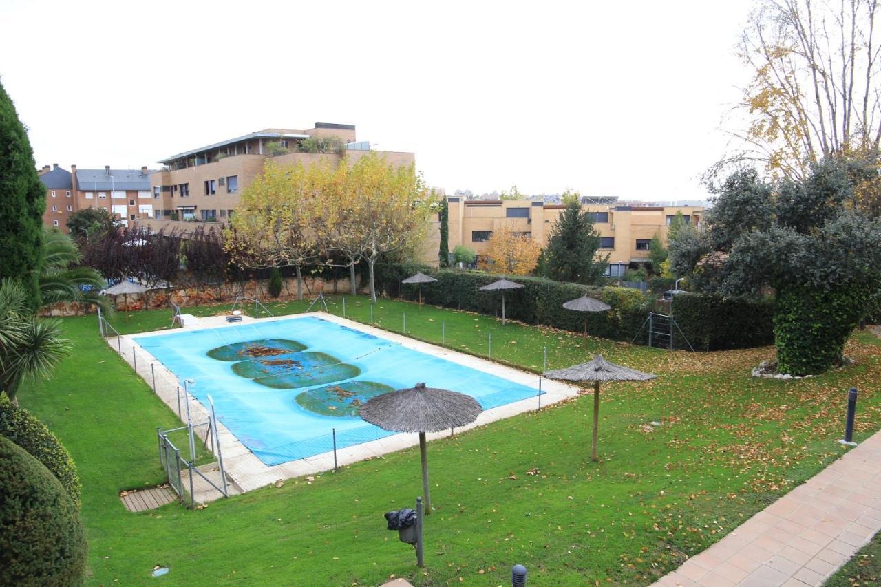 Ferienwohnung Precioso Apartamento Con Piscina Y Bien Comunicado Las Rozas de Madrid Exterior foto
